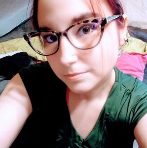 Meet your Posher, Veronica